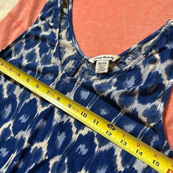 Tommy Bahama bundle of 3. Size XS/small - Picture 12 of 16